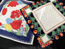 FAB VTG HANDKERCHIEFS 2 BRILLIANT COLORS, SOPHISTICATED STYLIZED TULIPS 12" SQ