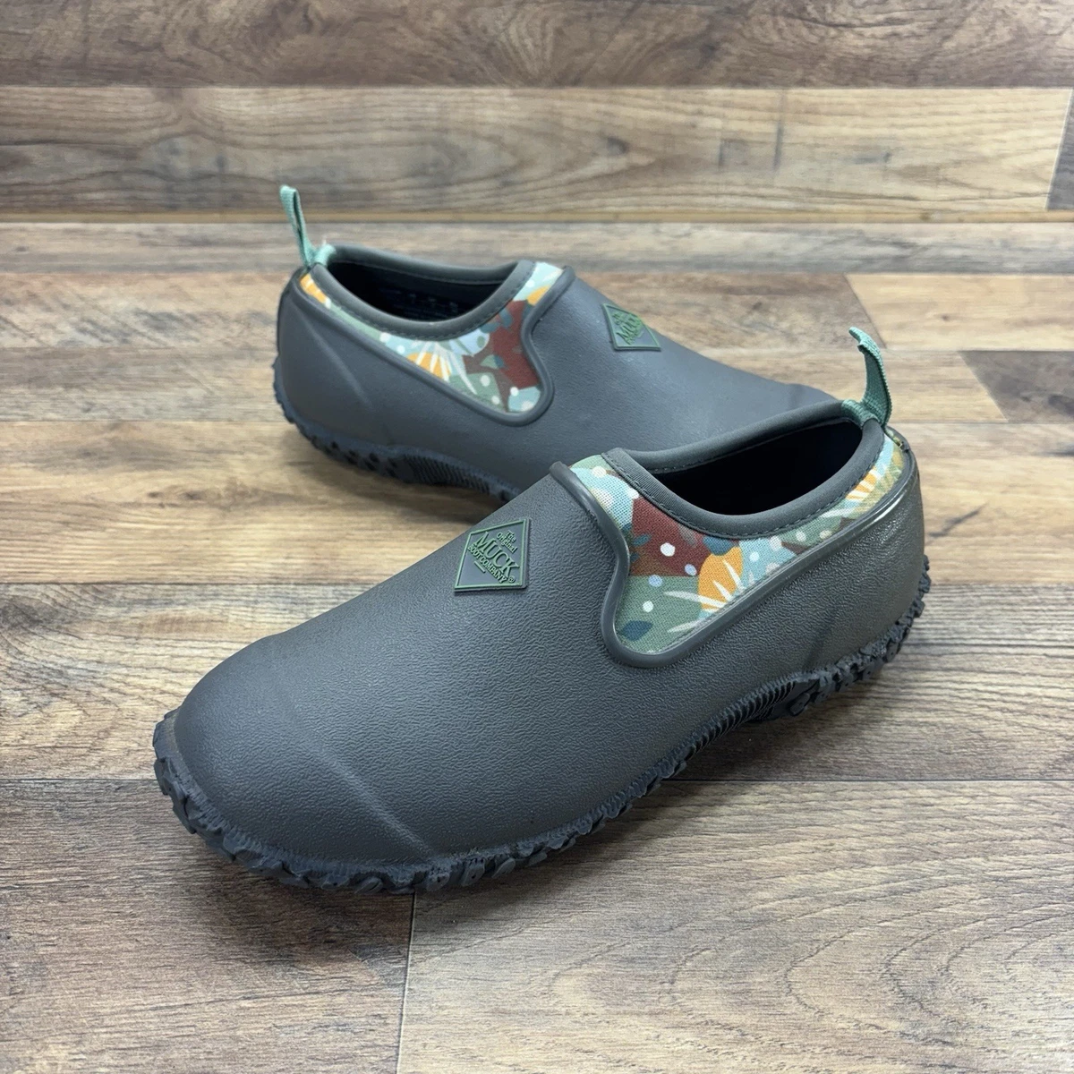Muck Boot Co. Shoes Unisex Low Slip-on Men’s 8/7.5 Women’s 9/9.5 Army Green Muck Boot Daily Lawn & Garden Clogs DLC-333E Garden Green  main image 3