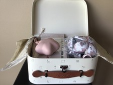 MOONKIE Luxe Baby Gift Set Case With 11 Baby Items Personalized W/ Klara