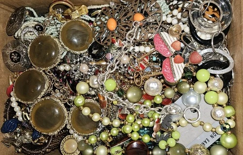 Costume Jewelry Lot ALL WEARABLE 6+lbs. Vintage-Mod Treasure Hunt #109