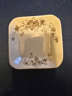 4 Inch Ivy Ironstone China Trinket Box