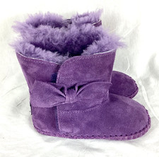 Botas altas de gamuza Ugg para bebé niño pequeño talla 6 piel sintética púrpura