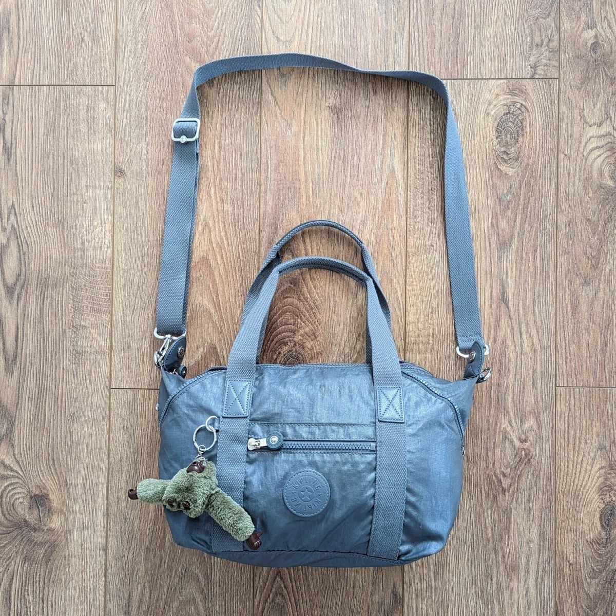 Kipling hotsell art metallic
