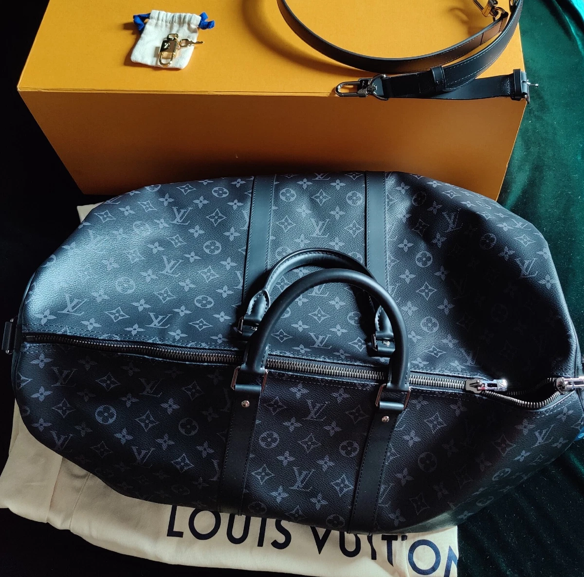 louis vuittons duffle black