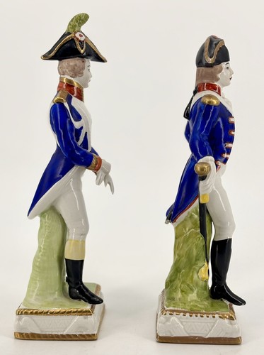 2 Modern Reproduction CERAMIC NAPOLEONIC SOLDIER ORNAMENTS Signed D mark - Picture 5 of 16