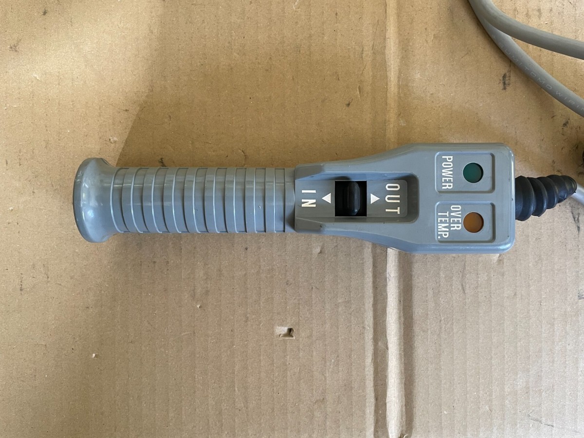 【トヨタ】ウィンチコントローラー（純正） Toyota Land Cruiser 70 80 series AI-1000 Winch Remote