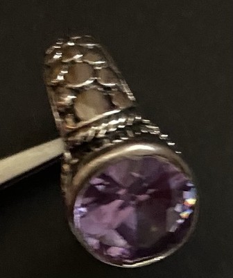 Lia Sophia Rare Cobblestone Ring Size 6 .1 Silver Tone Purple Cut Stone