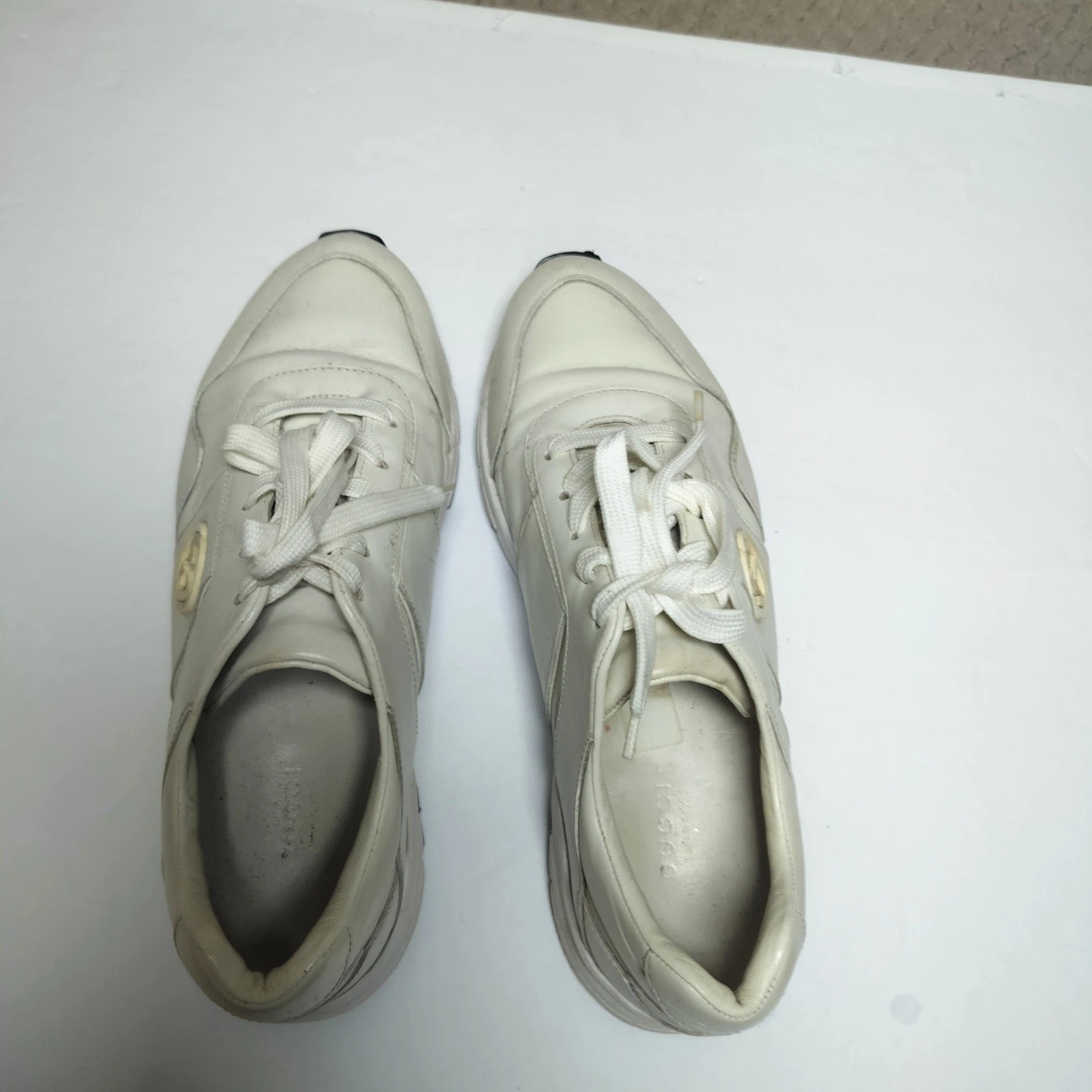 Gucci Interlocking G Leather Sneakers Off-White Low Top Trainers Mens 10.5
Opens in a new window or