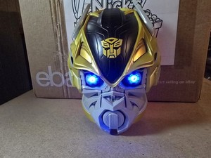 Rare Hasbro Transformers 3D BUMBLEBEE Deco LED Night Light Wall Blue Eyes Red 