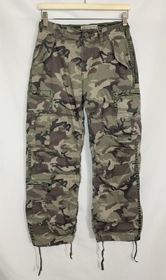 Abercrombie VTG Y2K Women's 25 / 0 SHORT Camo Cargo Military Grunge Baggy Pants