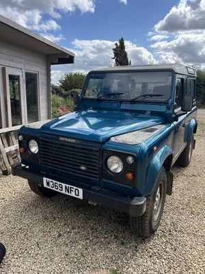 Land Rover Defender 2000