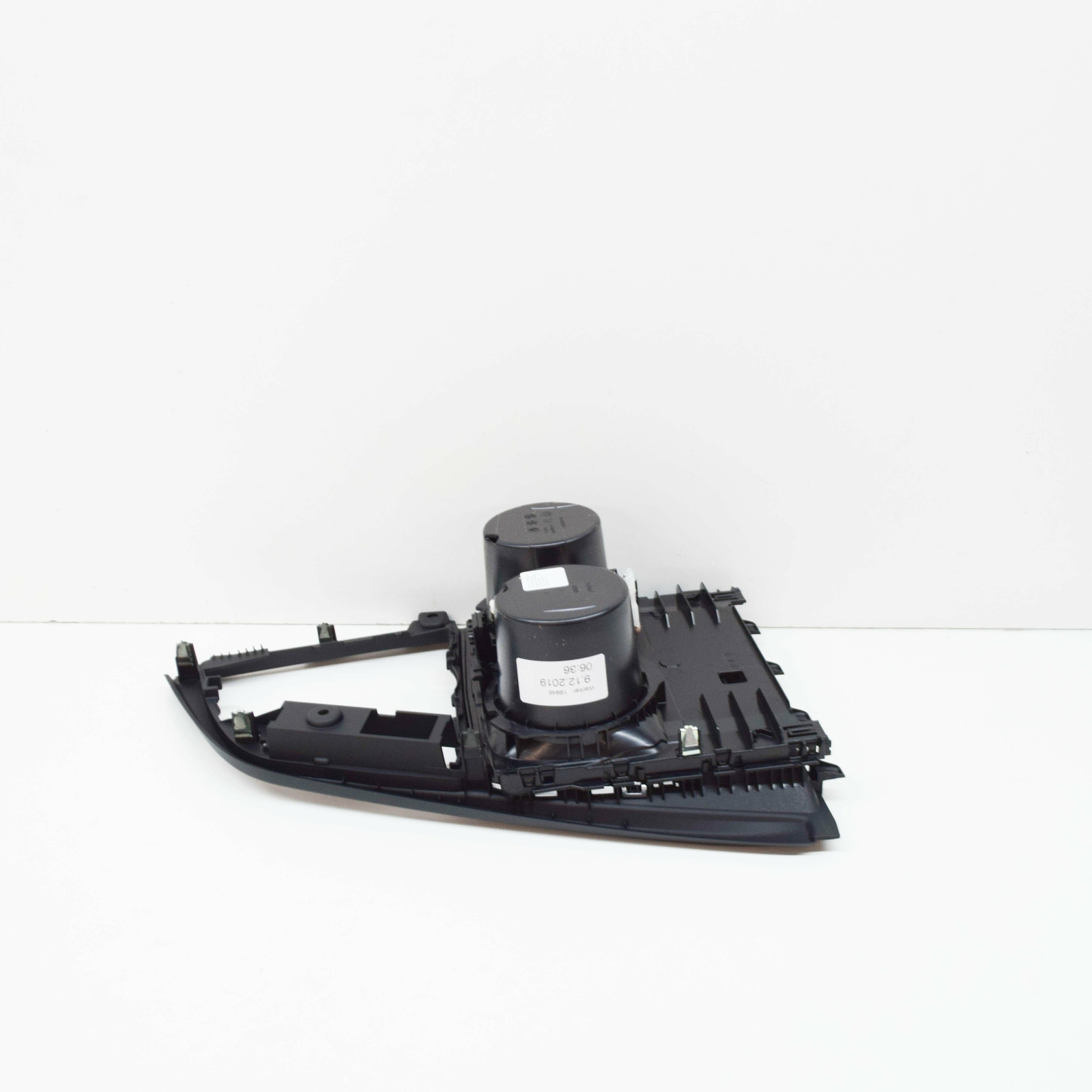 NEW BMW 3 F30 FRONT CENTER CONSOLE SLIDING COVER LHD 51169323675