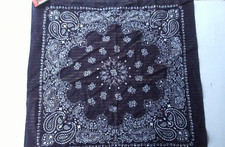 VTG Hav-A-Hank Black Paisley / Floral w Gold Stripe Bandana Handkerchief RN15187