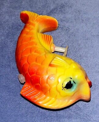 国内外の人気が集結 FISH VINTAGE SHAPED HONG 725 GUN SQUIRT PISTOL WATER NOVELTY キャラクター