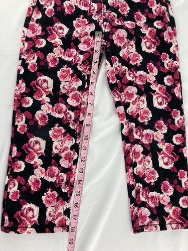 Vigoss The Jagger Capri Size 12 w Roses New No Tags - Picture 2 of 7
