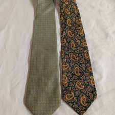 BROOKS BROTHERS MAKERS USA MADE SILK MENS NECK TIE LOT OF 2