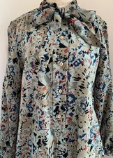 vintage mid 1960s A line dress print, band collar w self ties, lg sls, M size