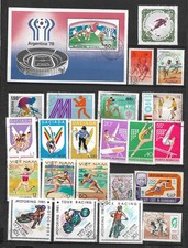 MONDE. Lot  timbres  " SPORTS  "