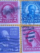 4 Timbres USA Oblitérés ( Regarder La Valeur Des Timbres)