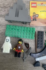 Lego 1596 Castle Wolfpack Ghostly Hideout 100% Complete with Instructions no Box