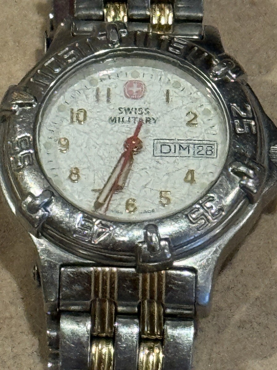 SWISS MILITARY The Genuine Watch WOMEN display picture 2