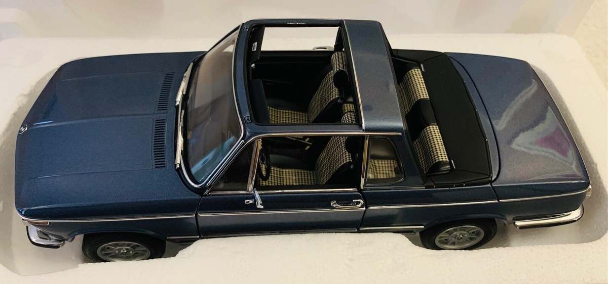 BMW 2002 Baur Cabriolet, AUTOart Millennium, 1/18 Scale, NIB BMW 2002 Baur Cabriolet, AUTOart Millennium, 1/18 Scale, NIB
