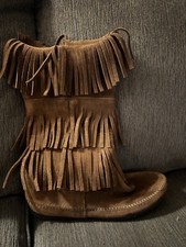 MINNETONKA Brown Suede Fringe Calf-high Moccasin Boot Womens Sz 10