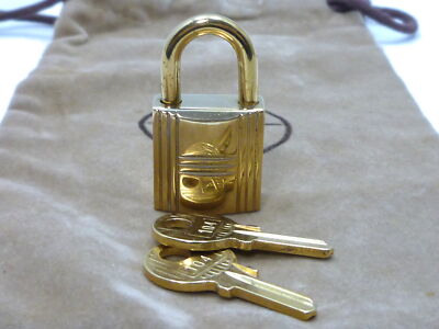 美品】エルメス K24ゴールドメッキ パドロック 107 110 58番 s-l400.jpg