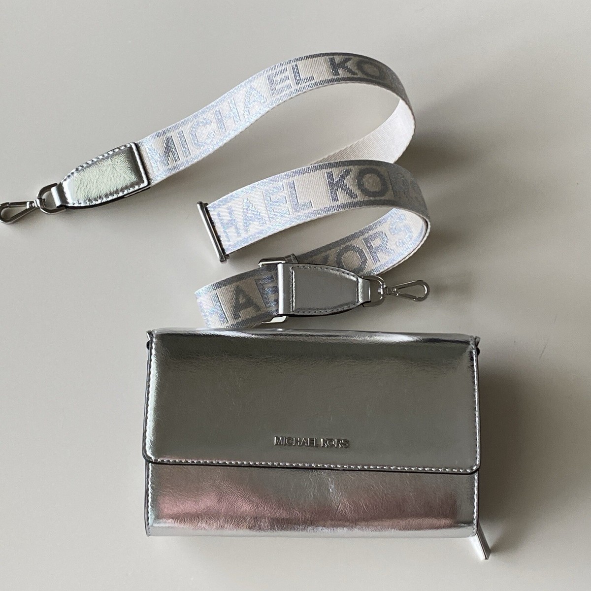 定番★MICHAEL KORS★JET SET ITEM LG WALLET XBODY New MICHAEL Kors JET SET ITEM LG ZA WALLET XBODY Silver | eBay