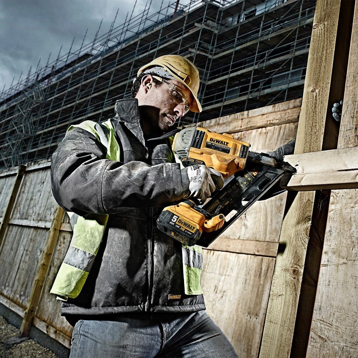 Gasless framing nailer outlet
