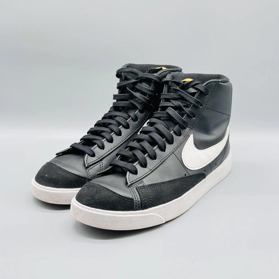 Nike Shoes Womens 11 Black White Leather Blazer Mid 77 High Top Skate Sneakers - Image 4 of 4