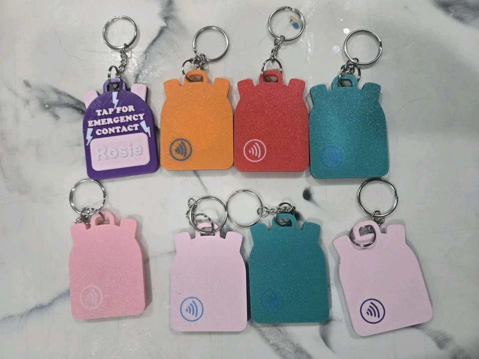 Llavero mochila contacto emergencia NFC con llavero. ¡¡¡ENVÍO GRATUITO!!!! Foto 2 de 4