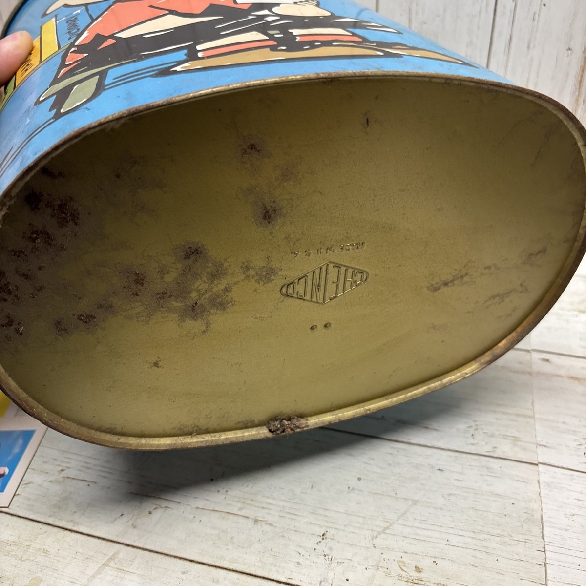 1969 Vintage Peanuts Cheinco Blue Metal Trash Can Snoopy and