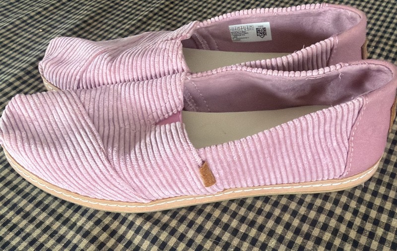 TOMS Women’s Classic Alpargata Pink Stripe Canvas Slip On Flats Size 7.5