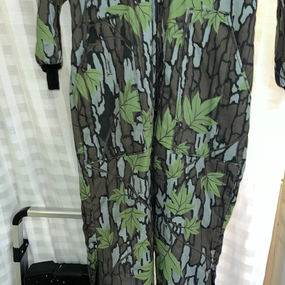 Mono de colección Realtree TreeBark hojas camufladas para hombre mediano caza una pieza Foto 2 de 4