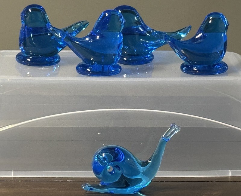 4 Bluebirds of Happiness  Adult by Terra Studios Signed 2020 & Art Glass Snail