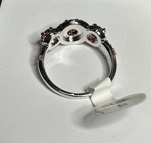 Bomb Party “Completely Glamorous” RBP6825 January 2024 Garnet Ring Size 9 - Picture 3 of 4