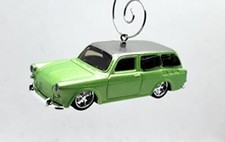Christmas Ornament for 1967 Volkswagen 1600 Squareback Green