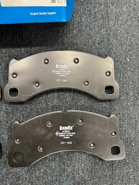 Bendix FRONT Brake Pad Set for Porsche Cayenne & Macan 2012- & for VW Touareg - Image 2 of 3