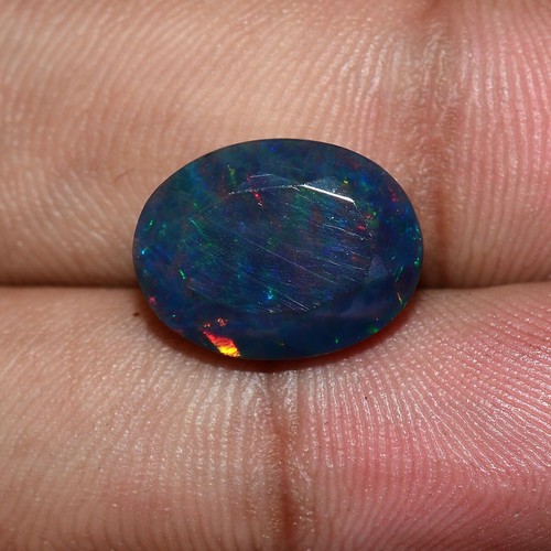 4.00 Cts Natural Ethiopian Black Opal 13.83mm 10.69mm Oval Faceted Cut Gemstone - Picture 5 of 5