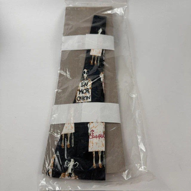 Chick-Fil-A Employee Neck Tie Cows Holding "Eat Mor Chikin" Signs Novelty NWT