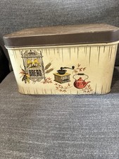 Vtg Metal Bread Box Made in USA Colonial Kitc...
