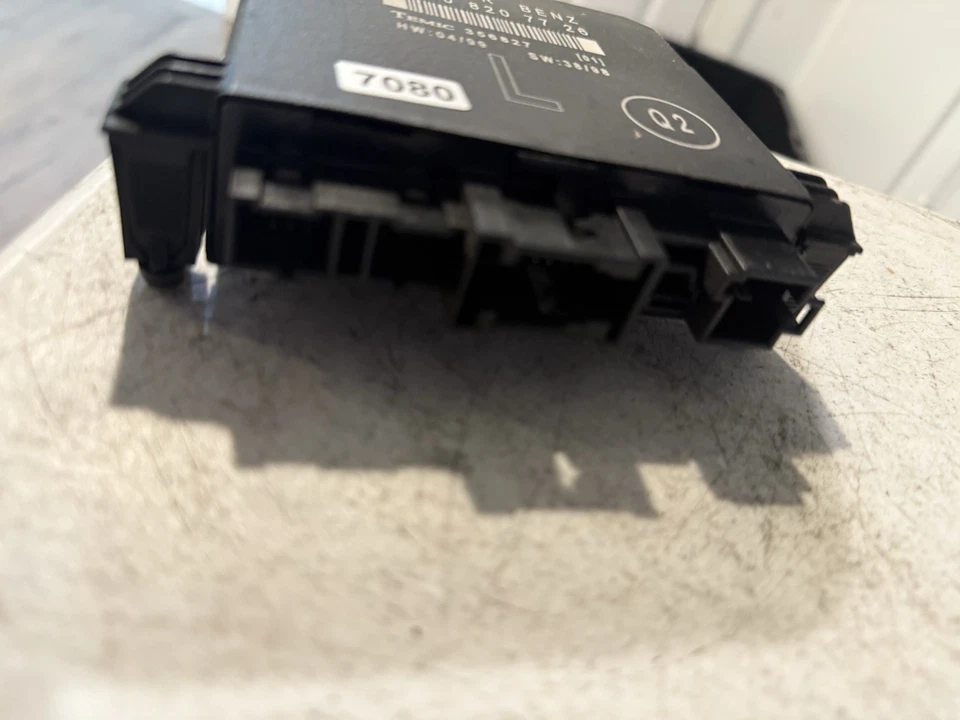 98-03 Mercedes W208 E320 CLK430 Front Left Door Control Module OEM 2108207726 - Image 4 of 4