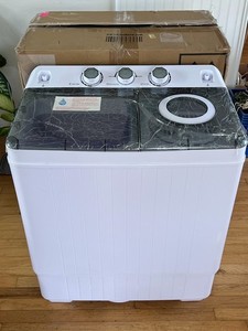 Costway 26 lbs Semi-Automatic Twin Tub Washing Machine with Drain Pump (Gray)