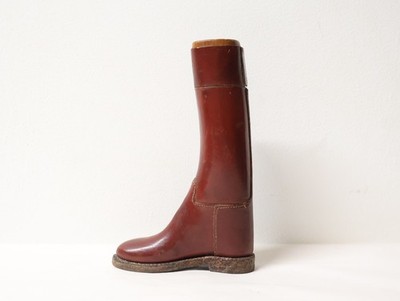 Altes tolles Tischfeuerzeug Stiefel Lederwaren Miniatur Holz und Leder 20.Jh.