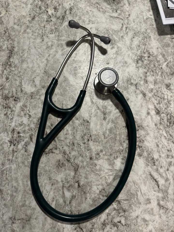 Estetoscopio Littmann Cardiology IV verde usado en excelente estado Foto 2 de 4