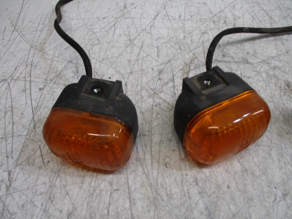 Yamaha Zuma yw125 2011 11 2009 - 2014 luz de giro delantera trasera izquierda derecha. Foto 4 de 4