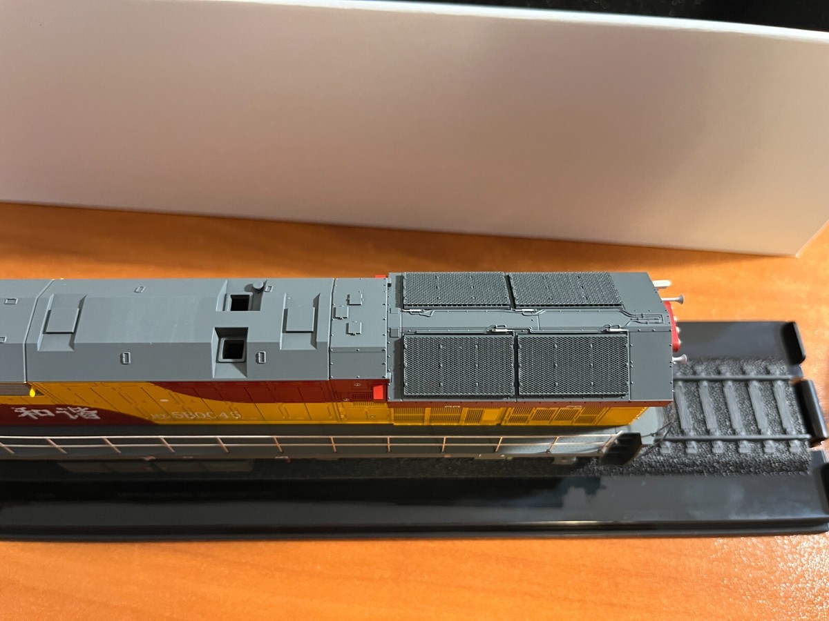 Changming China Railway HXN5B Diesel Locomotive #0045 DC