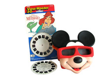 Vintage 1990 Mickey Mouse 3D View Master w/ Peter Pan Little Mermaid reel