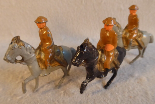 3 Antique WWI Cavalry Soldier Doughboy on Horse & Rider Toys Metal Officers - Picture 1 of 13